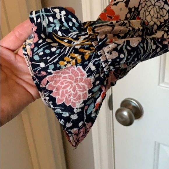 Maeve Floral Blouse - Picture 8 of 12